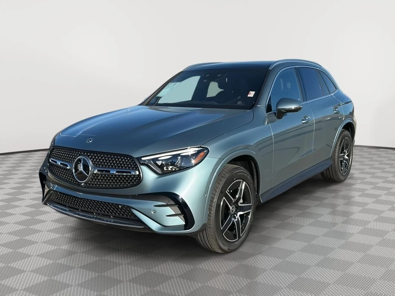 New 2026 Verde Silver Metallic Mercedes-Benz GLC 300 image 7