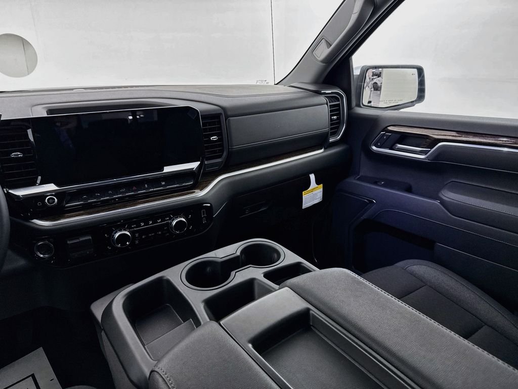 Used 2026 Silver GMC SLE image 23