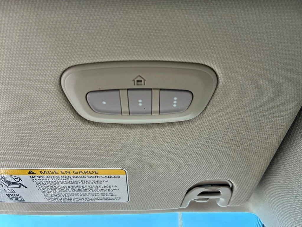 Used 2023 White Ram Limited image 16