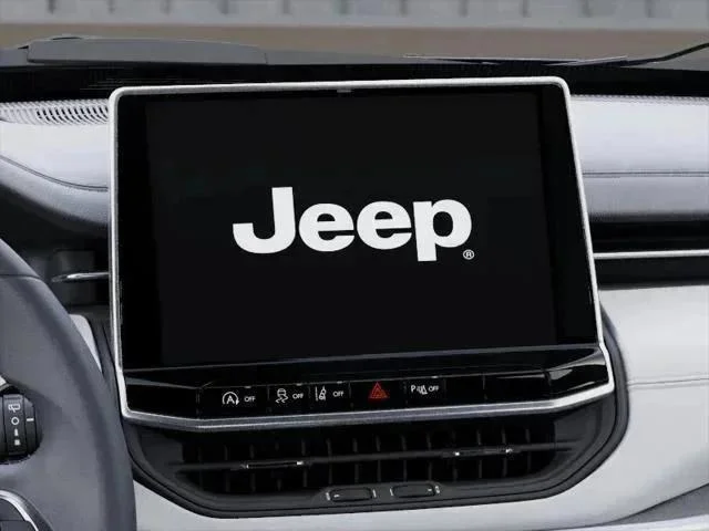 New 2026 Diamond Black Crystal Pearl-Coat Exterior Paint Jeep Limited image 10