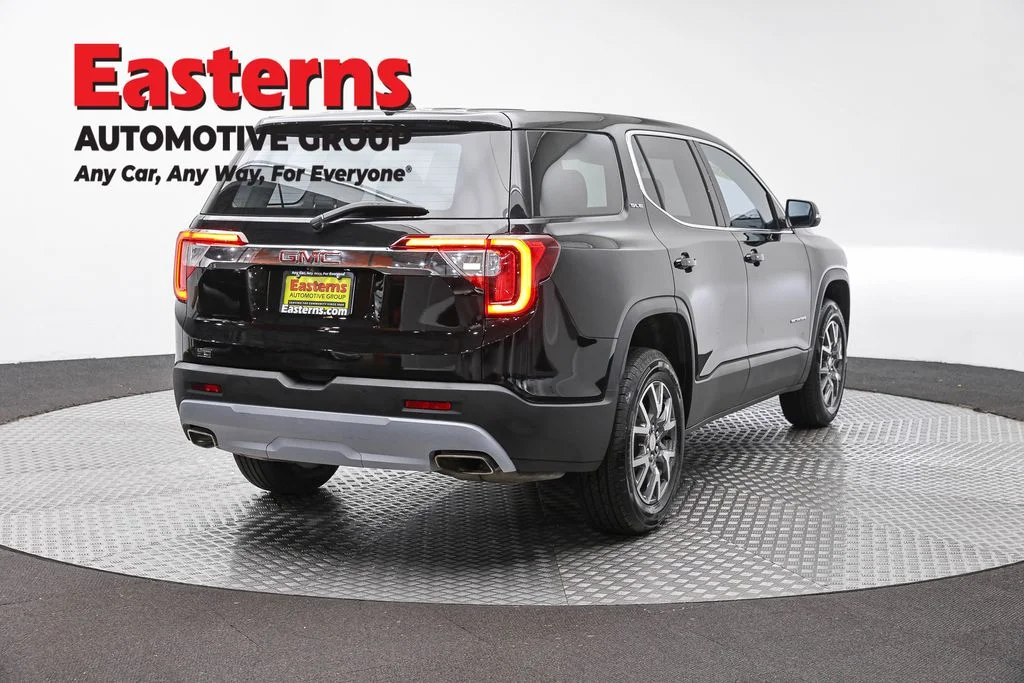 Used 2022 Black GMC SLE image 5