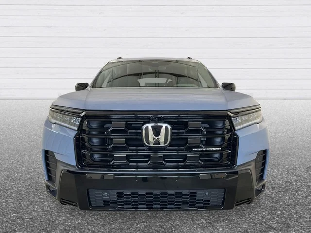 New 2026 Sonic Gray Pearl Honda Black Edition image 11