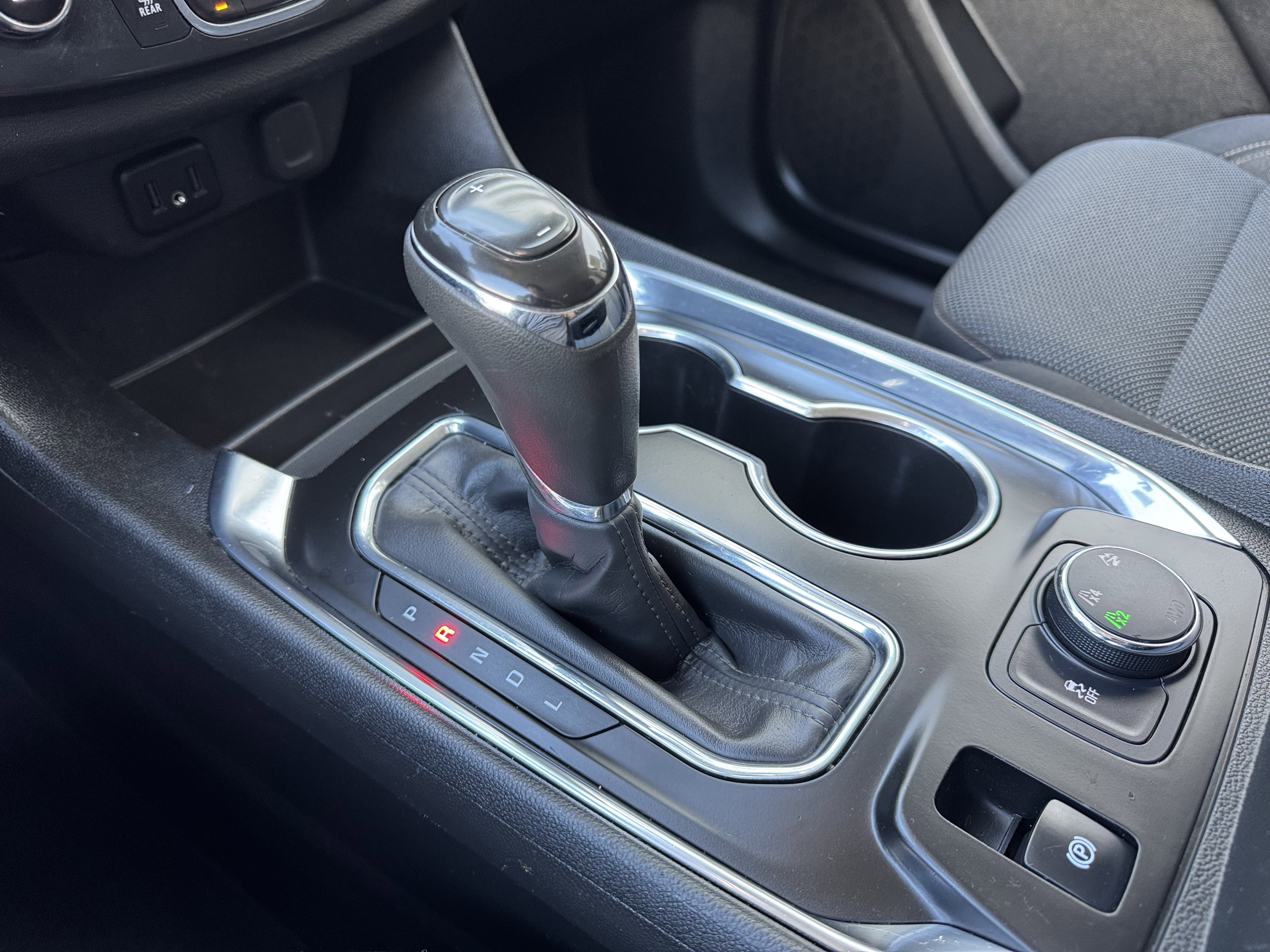 2020 Chevrolet Traverse LS - Photo 30