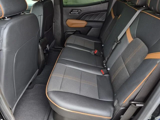 Used 2024 Onyx Black GMC AT4 image 15
