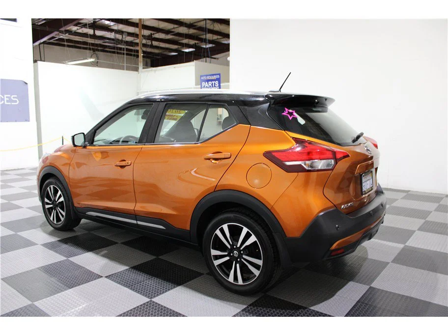 Used 2020 Monarch Orange/Super Black Nissan SR image 6