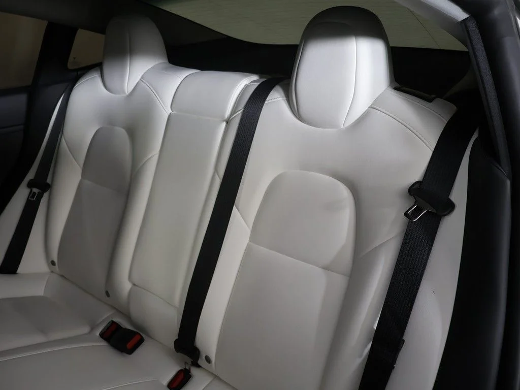 Used 2022 Silver Tesla Long Range image 35