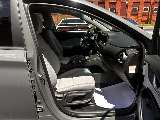 Used 2023 Gray Hyundai SE image 14
