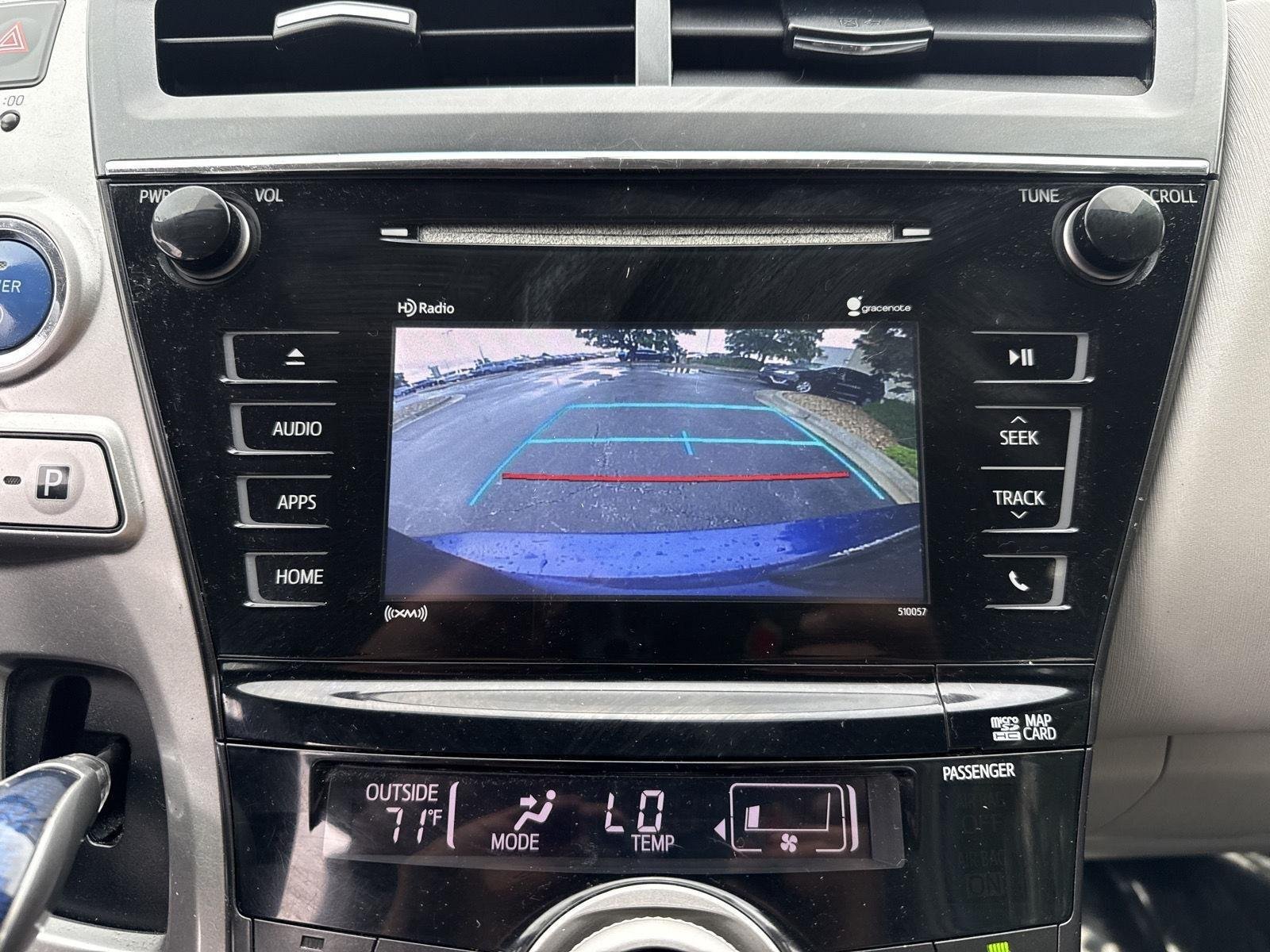 Used 2016 Blue Ribbon Metallic Toyota Three image 22