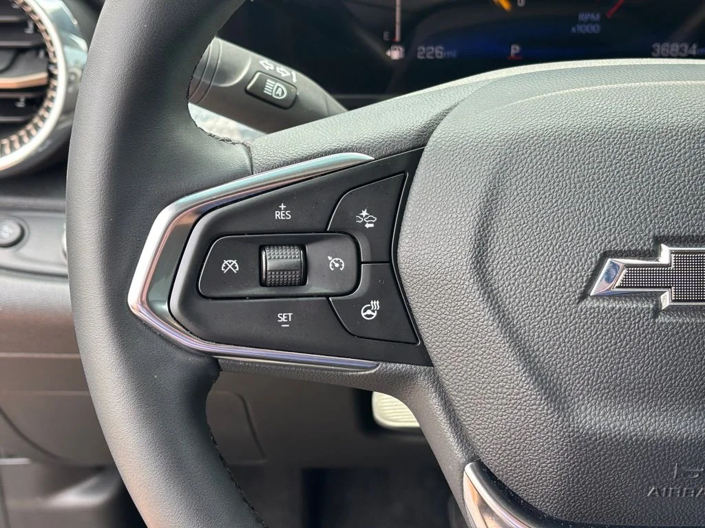 Used 2025 Black Chevrolet ACTIV image 15