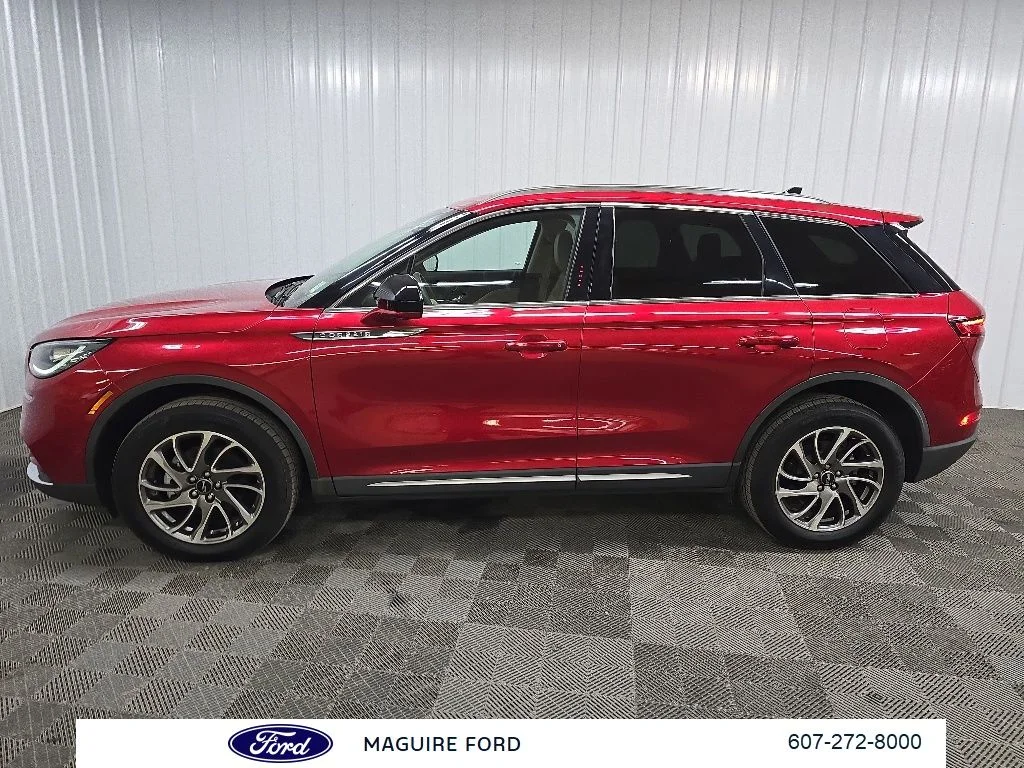 Used 2022 Red Lincoln Standard image 6