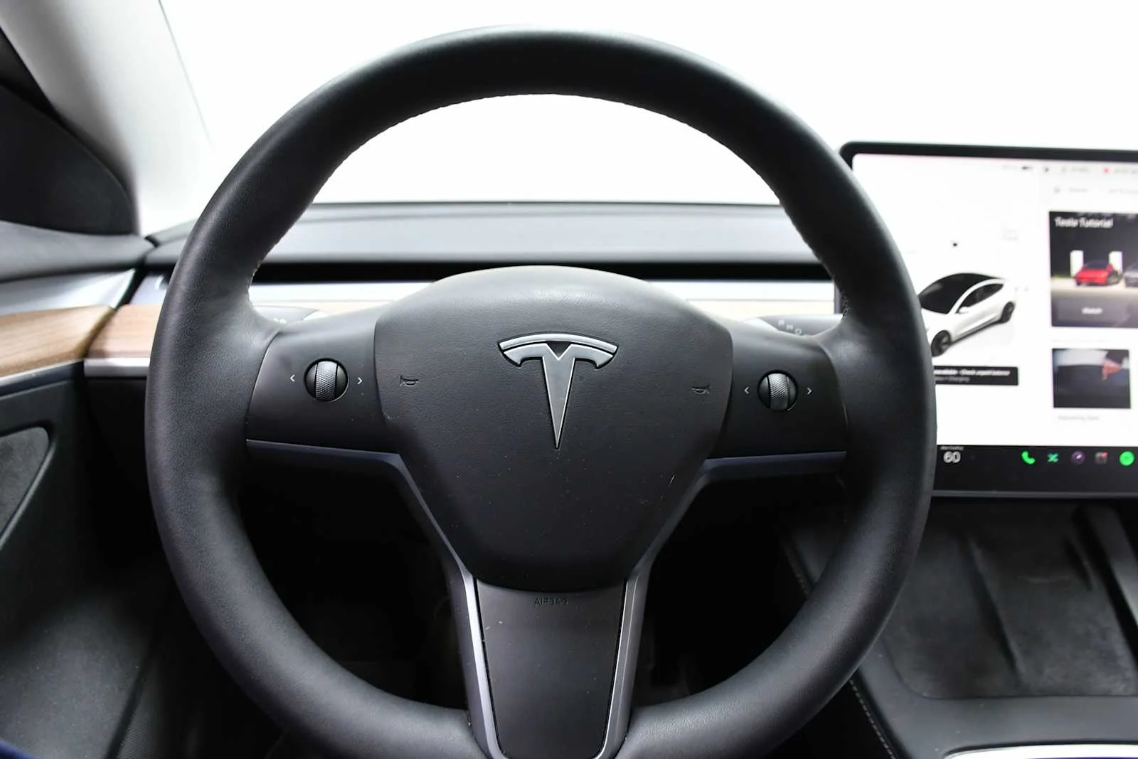 Used 2022 Pearl White Multi-Coat Tesla Long Range image 16