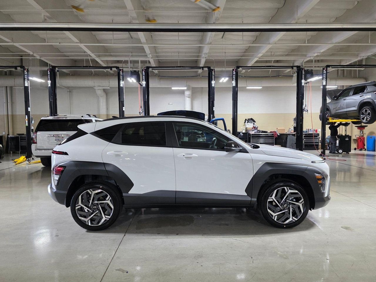 New 2026 Atlas White Hyundai SEL Premium AWD image 8