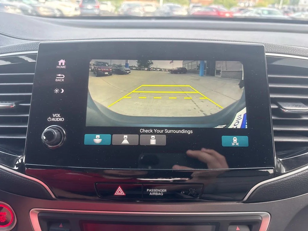 Used 2021 Blue Honda EX-L image 22