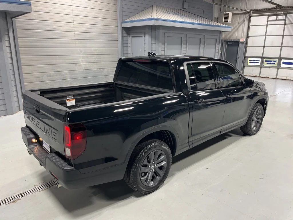 2024 Honda Ridgeline Sport - Photo 43