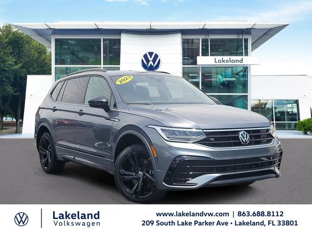 2023 Volkswagen Tiguan 2.0T SE R-Line Black