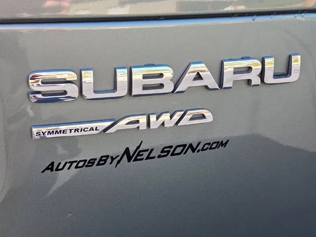 Used 2018 Green Subaru 2.5i Limited image 18