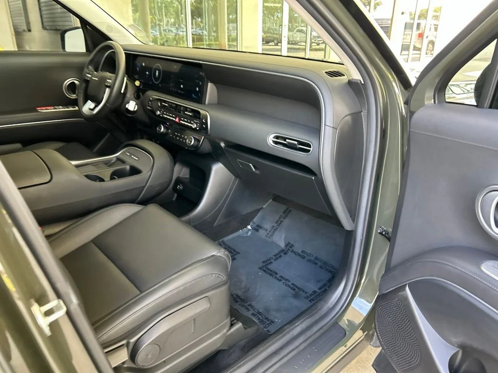 Used 2026 Green Hyundai SEL image 26