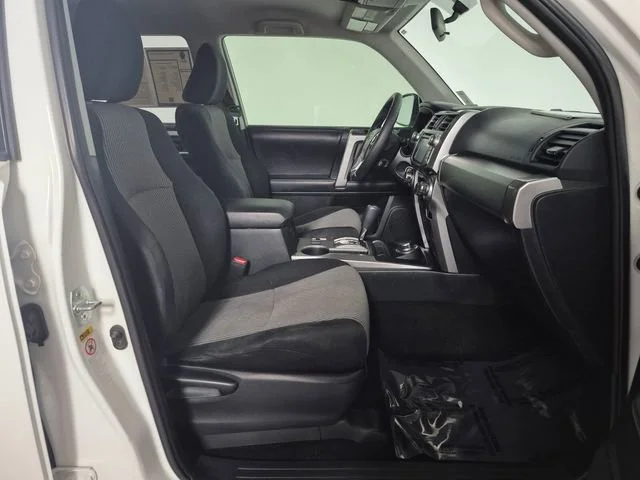 2018 Toyota 4Runner SR5 - Photo 35