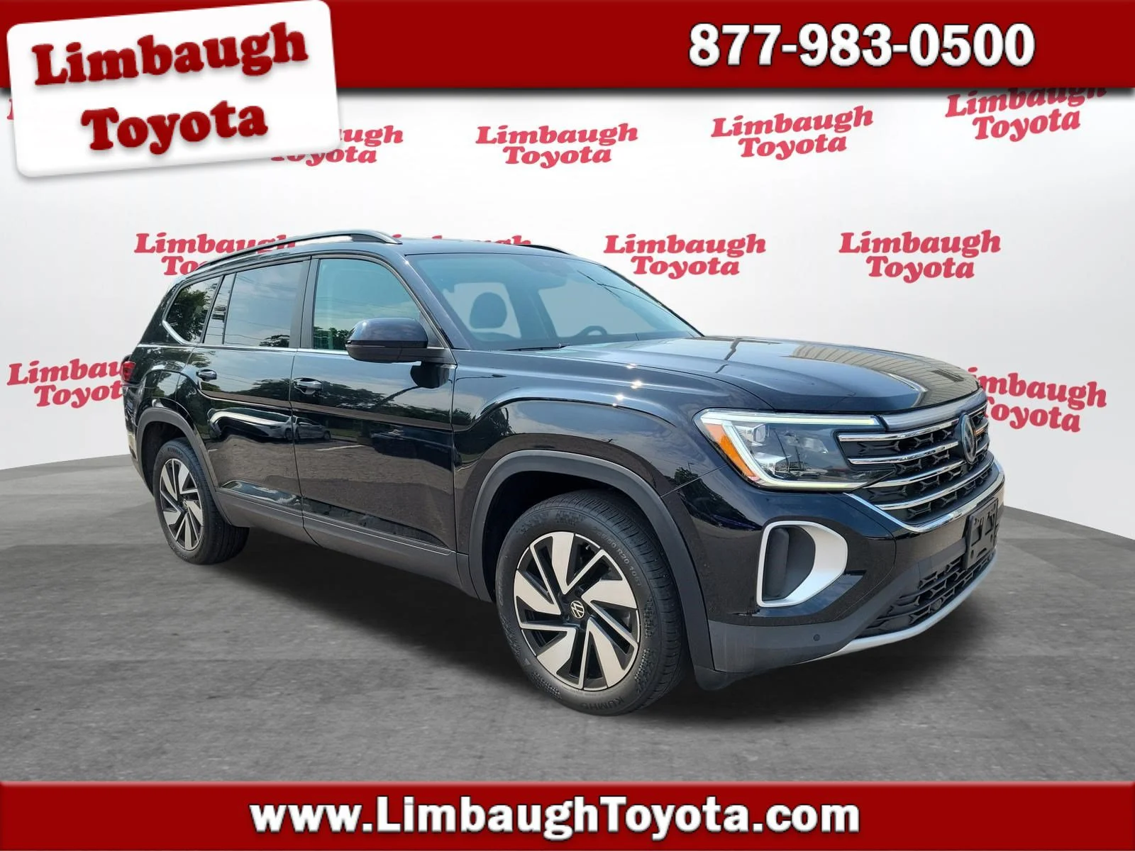 Used 2025 Black Volkswagen 2.0T SE w/Technology image 1
