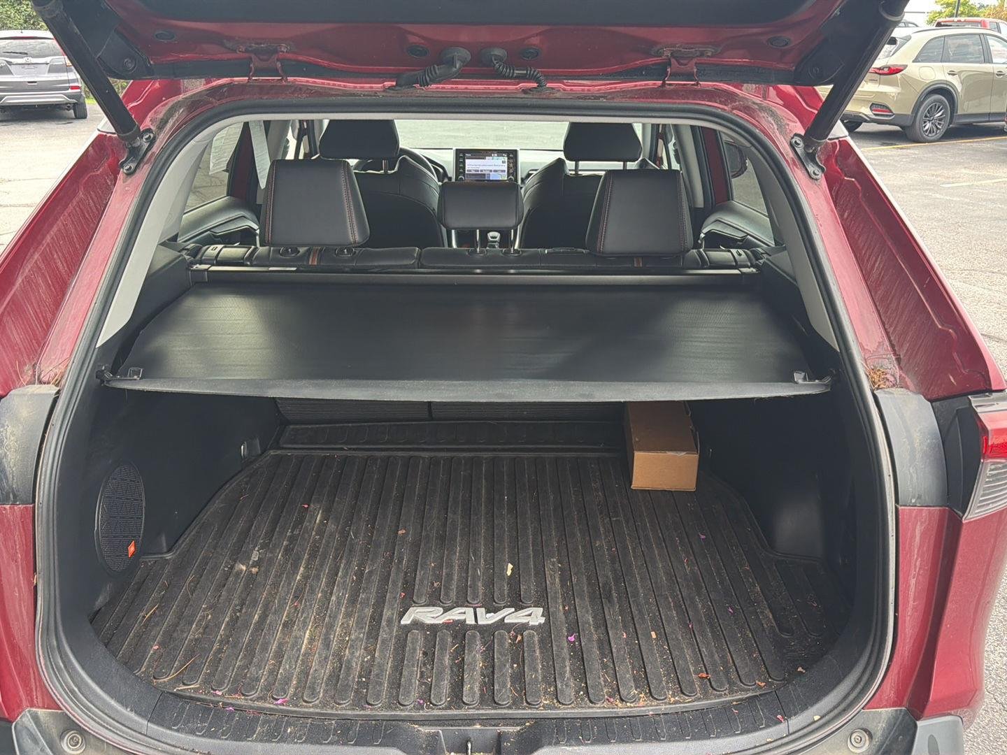 Used 2019 Ruby Flare Pearl Toyota Adventure image 11