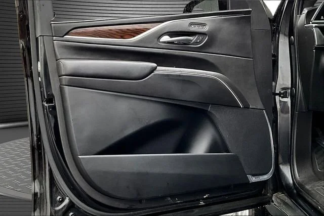 Used 2021 Black Raven Cadillac Sport Platinum image 20