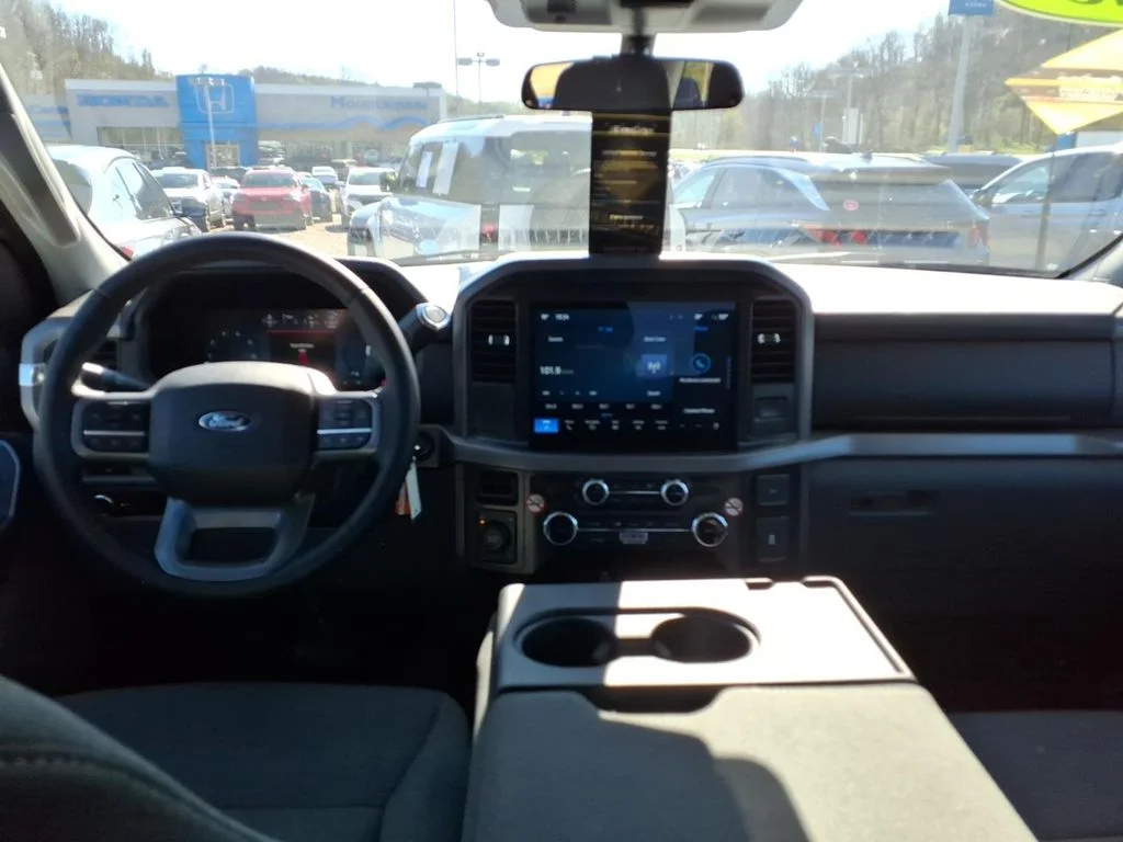 Used 2025 White Ford XLT image 15