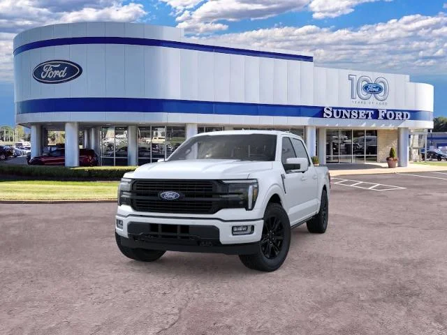 New 2026 Star White Metallic Tri-Coat Ford Platinum® image 2