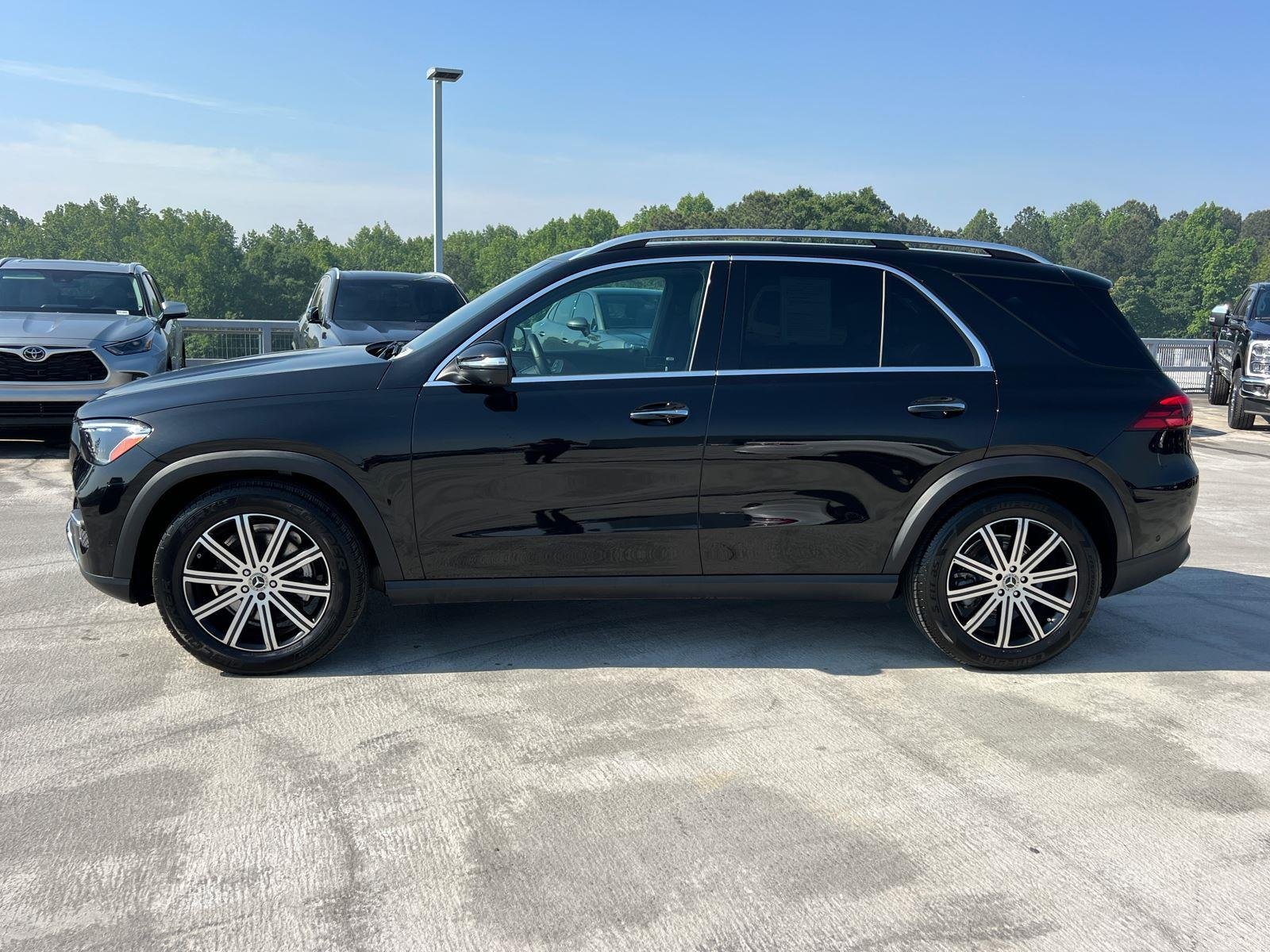 Used 2025 BLACK Mercedes-Benz GLE 350 image 8
