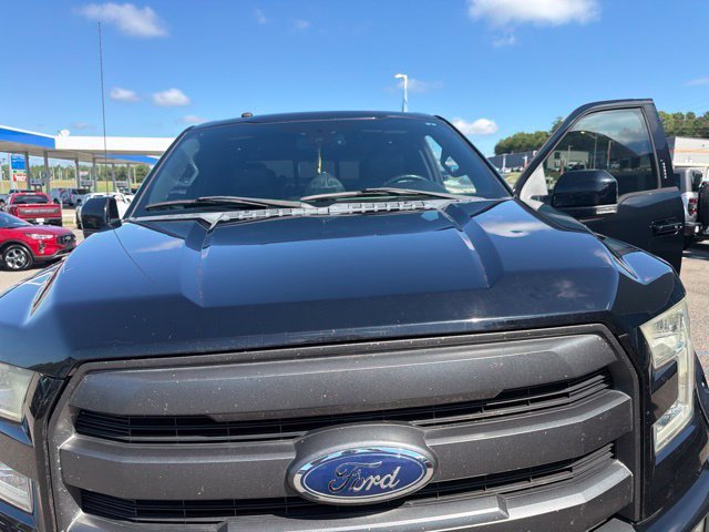 Used 2016 Black Ford Lariat image 19