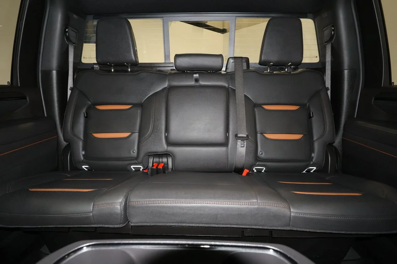 2025 GMC Sierra 2500HD AT4 - Photo 31