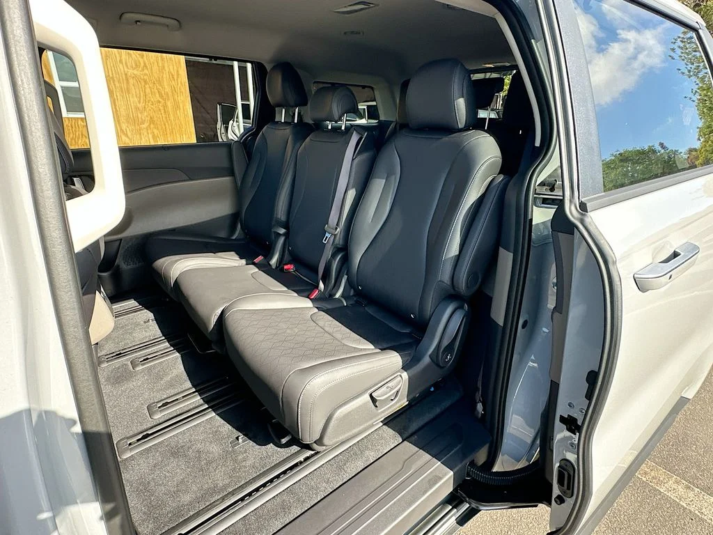 2026 Kia Carnival EX - Photo 24