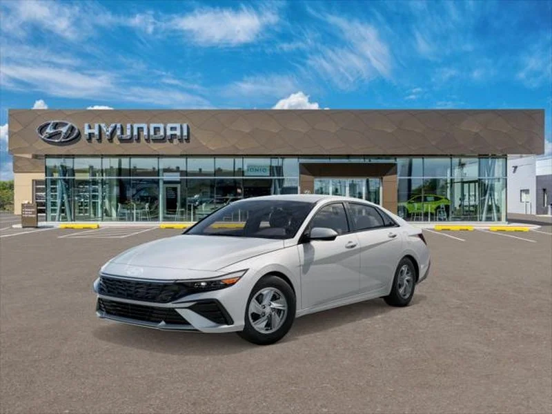 New 2026 Serenity White Hyundai SE image 1