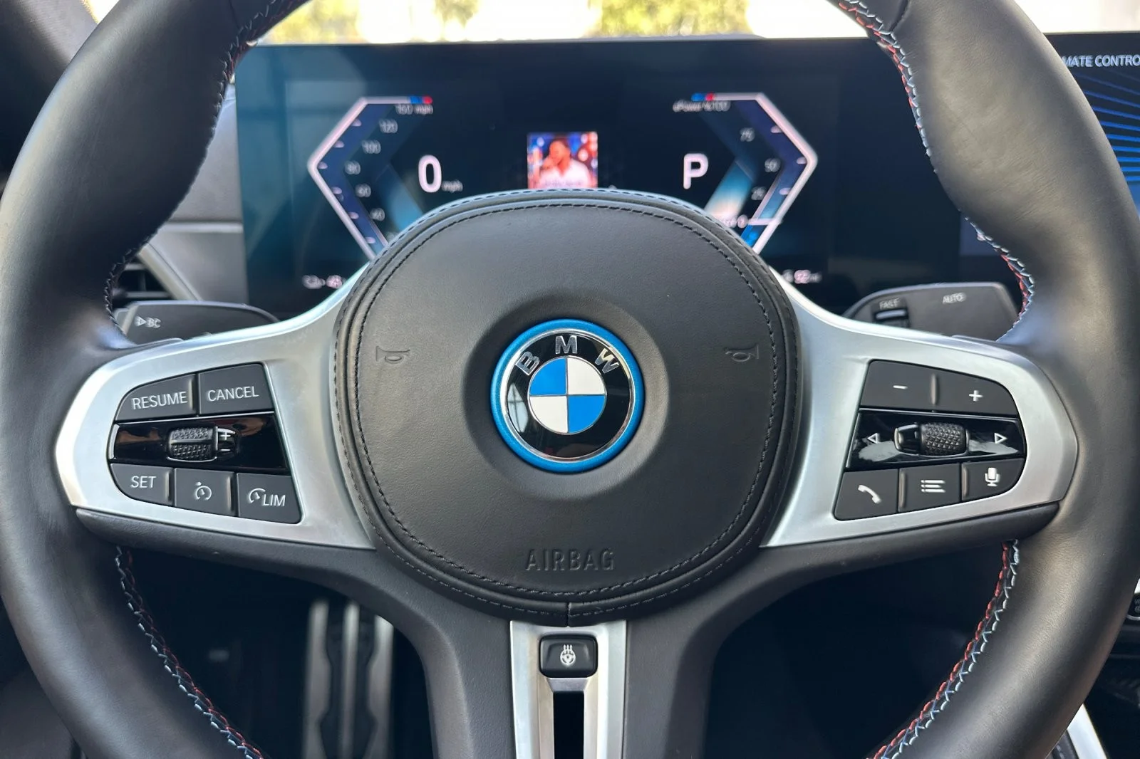 Used 2022 Alpine White BMW M50 image 22