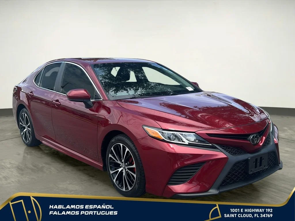 Used 2018 Red Toyota SE image 8