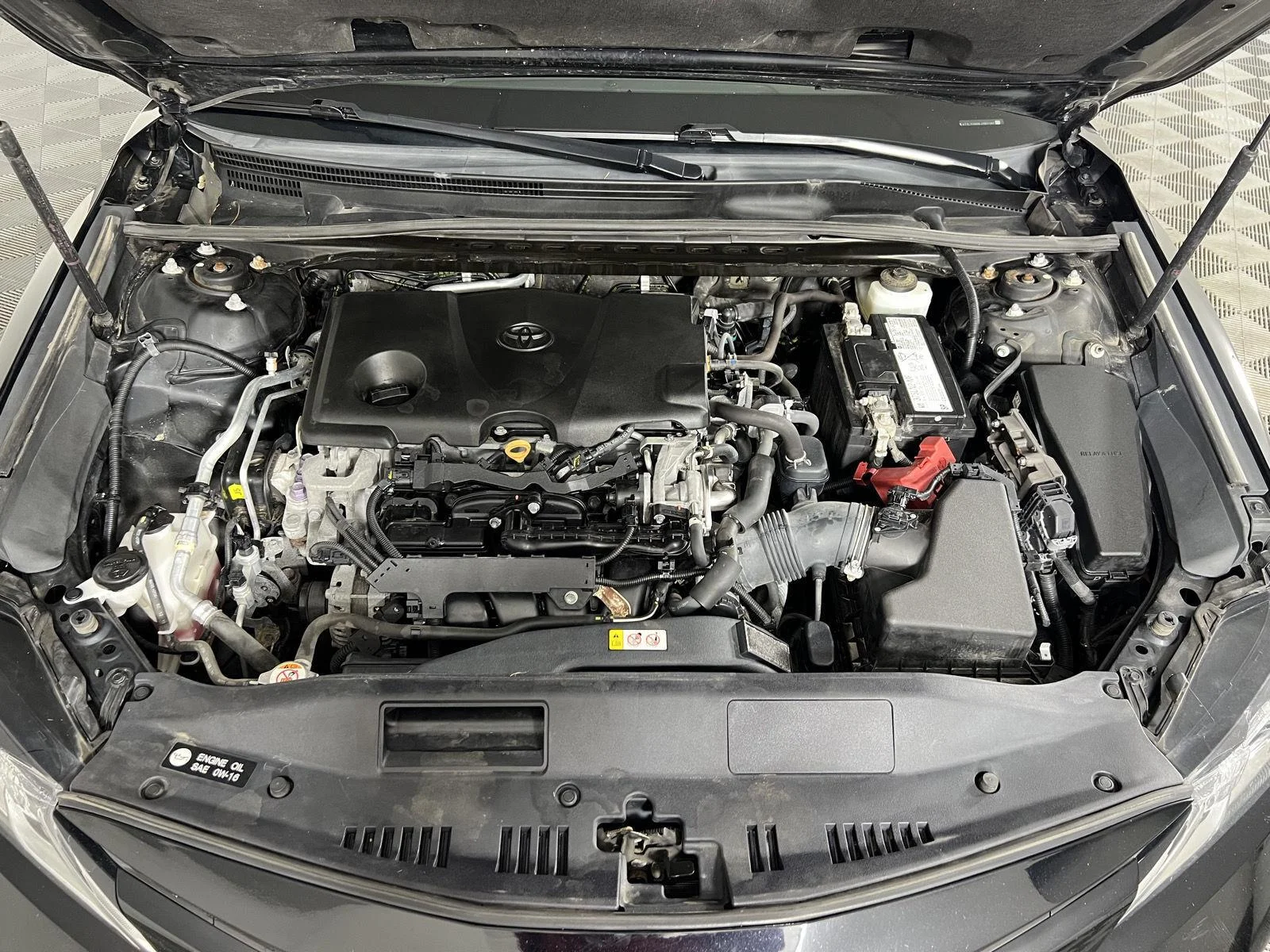 Used 2020 Bk Toyota LE image 29