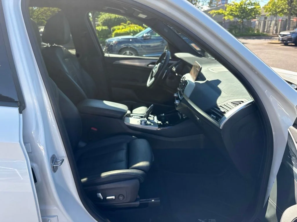 Used 2020 White BMW M40i image 23