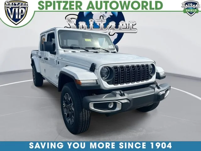 2026 Jeep Gladiator Sahara Auto's photo
