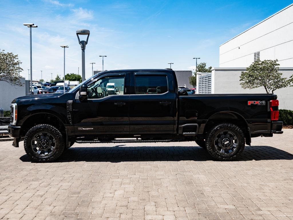 Used 2023 Agate Black Metallic Ford LARIAT image 5