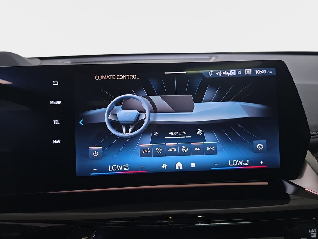 New 2026 Black Sapphire Metallic BMW xDrive28i image 18