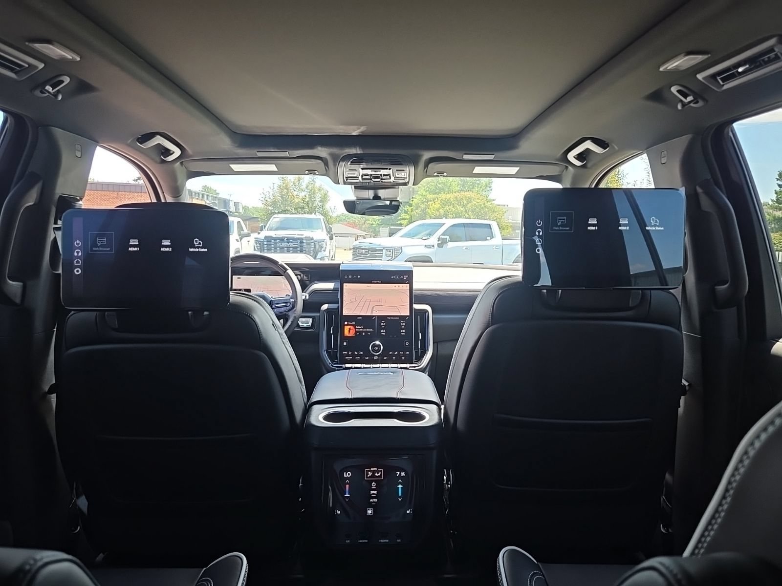 2026 GMC Yukon AT4 Ultimate - Photo 29
