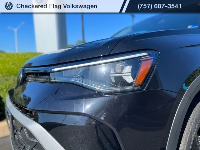 New 2026 Black Volkswagen 1.5T SE image 11