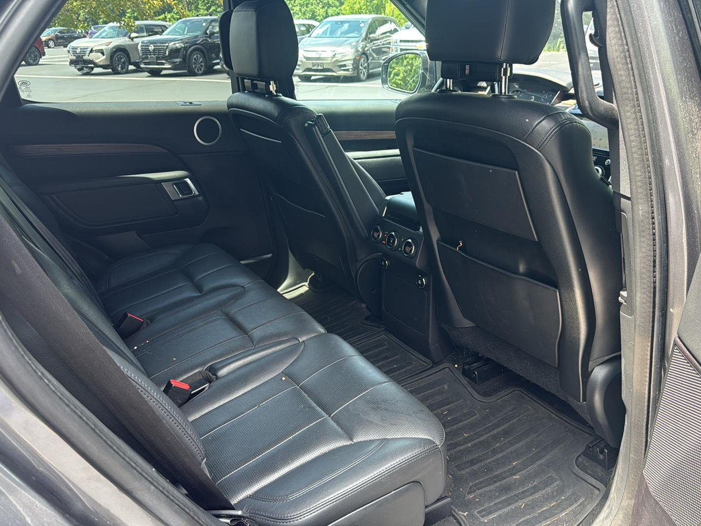 Used 2019 Corris Gray Metallic Land Rover HSE image 12