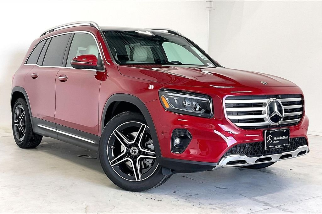 2026 Mercedes-Benz GLB GLB 250's photo