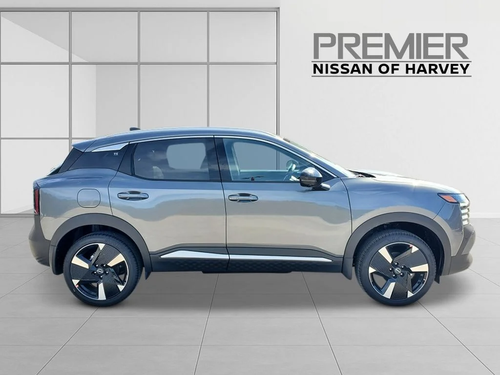 Used 2026 Gun Metallic Nissan SR image 7