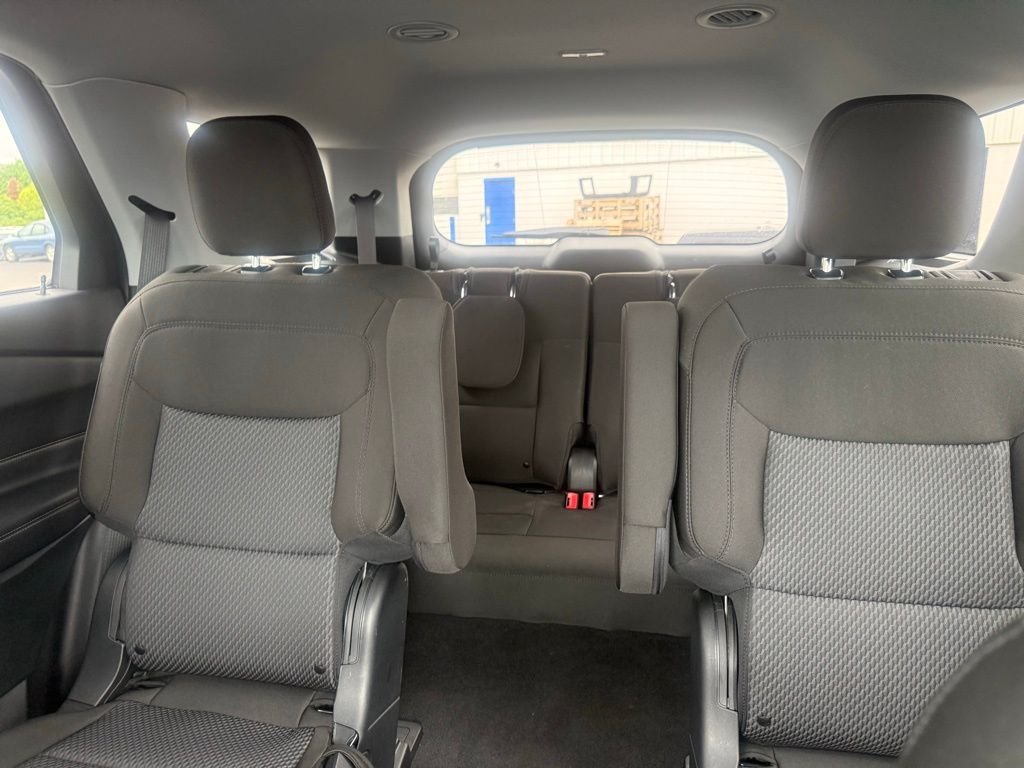 Used 2024 Gray Ford XLT image 27