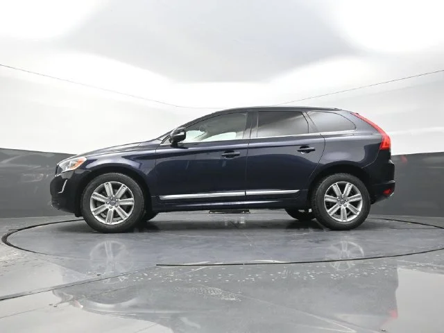 Used 2016 Blue Volvo T6 Drive-E image 34