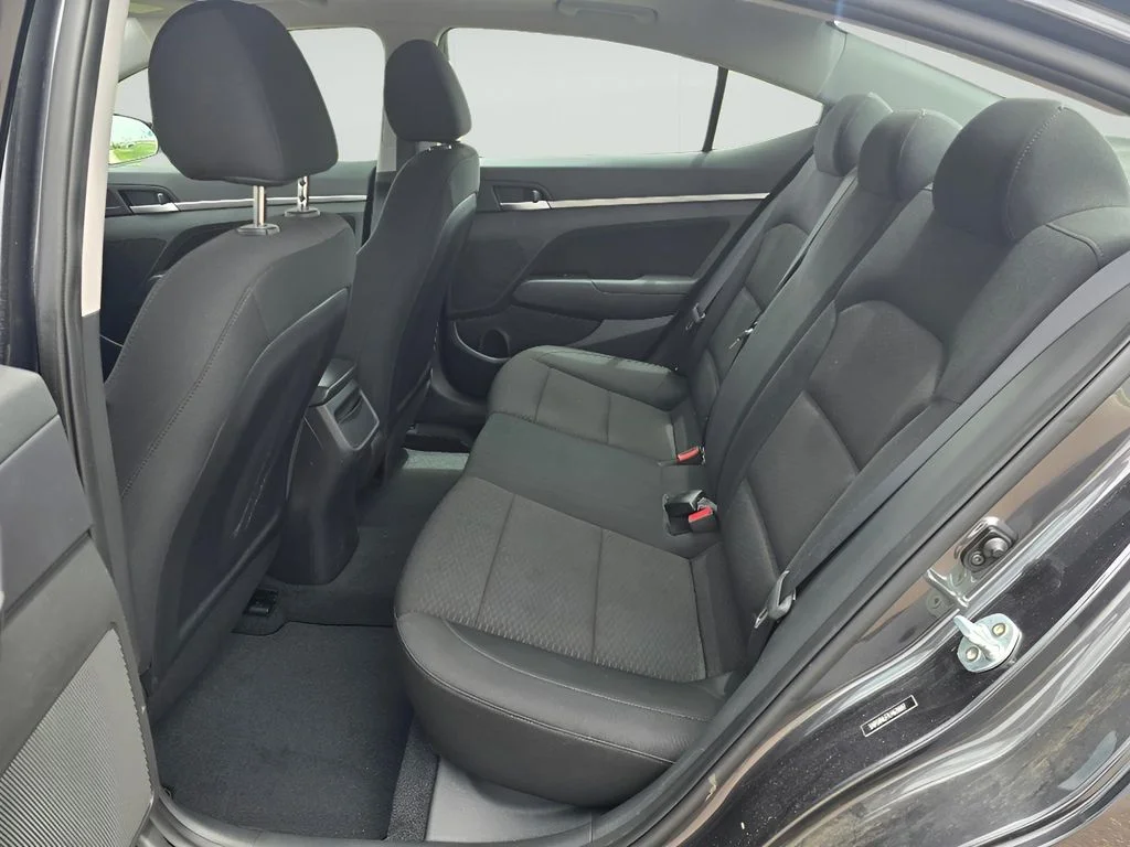 Used 2020 Portofino Gray Hyundai Value Edition image 27