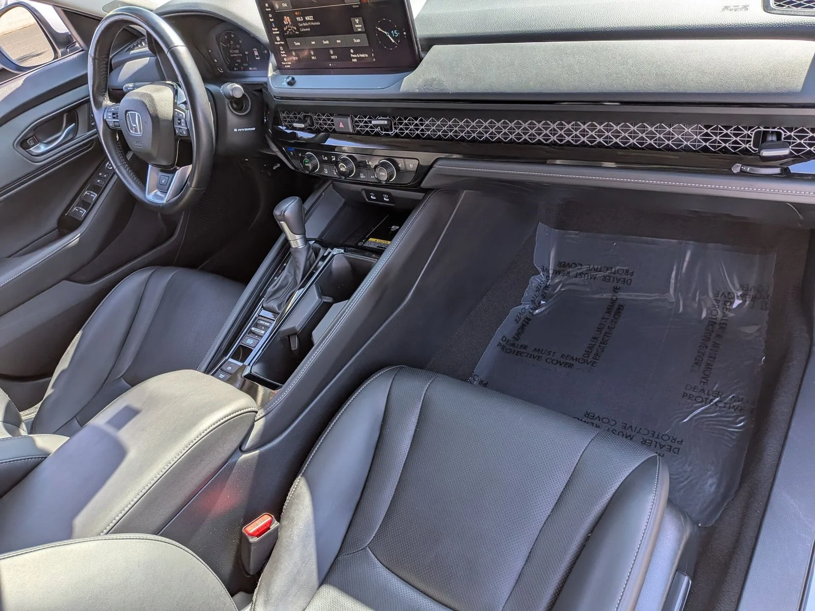 Used 2025 White Honda Touring image 21