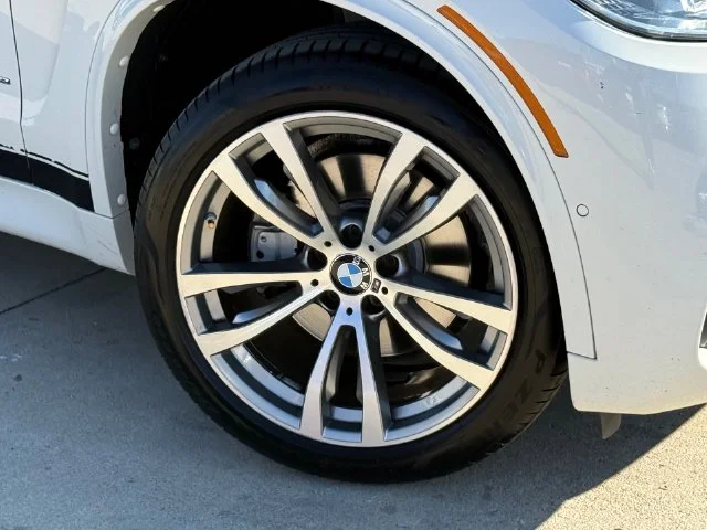 Used 2018 BMW X5 xDrive40e with VIN 5UXKT0C55J0W03470 for sale in Leander, TX