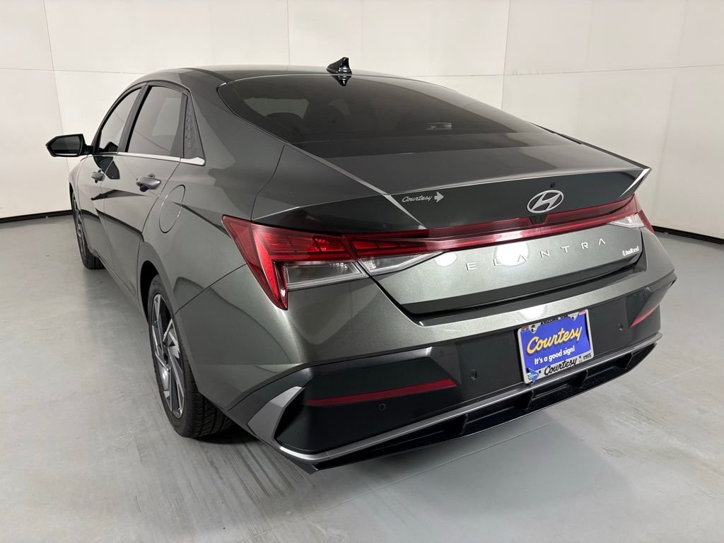 Used 2024 Gray Hyundai Limited image 6
